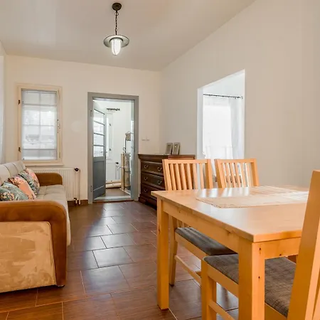 Apartament Lucie *