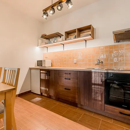 Apartment Lucie Libechov